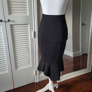 MARCIANO SIZE 2 PENCIL SKIRT